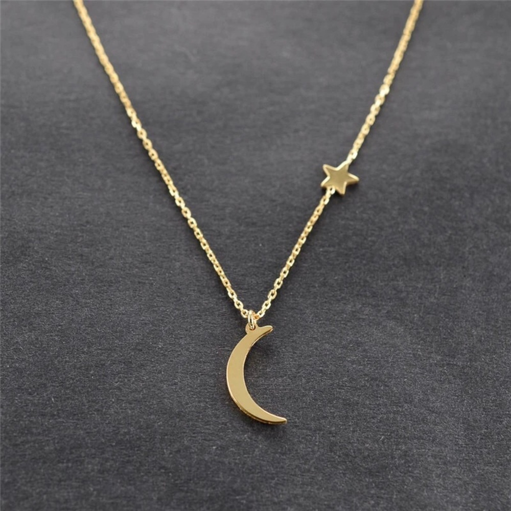 Simple star and moon pendant necklace